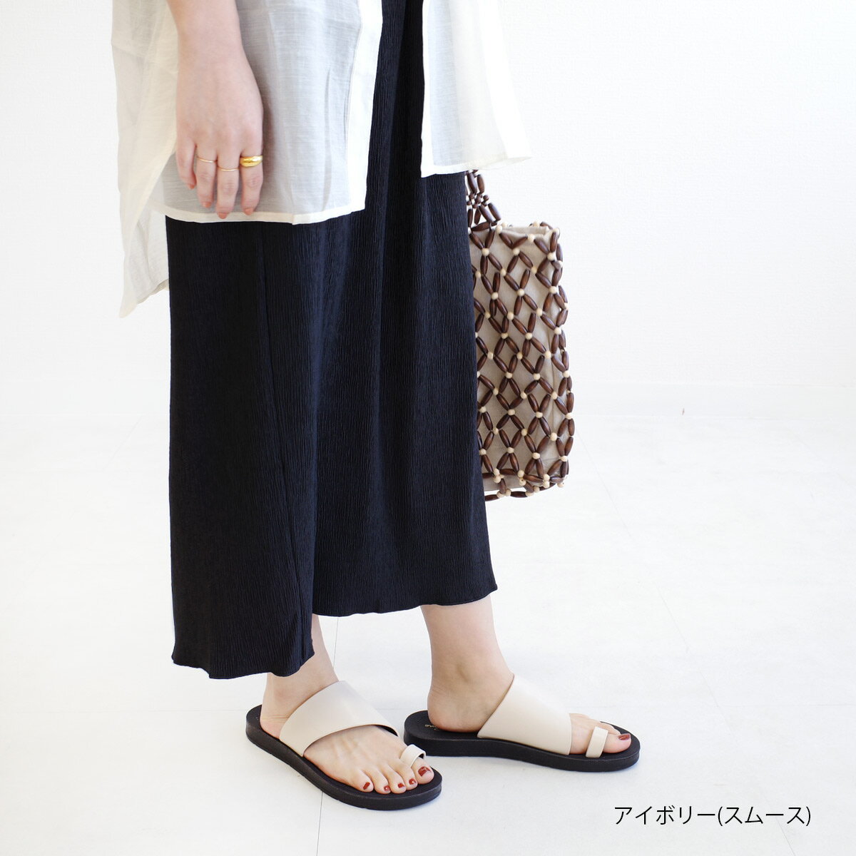 サムリングフラットサンダルトングサンダル