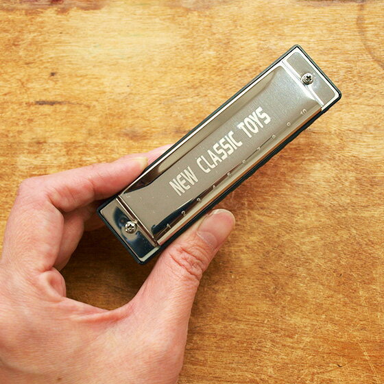 おもちゃの楽器ハーモニカ