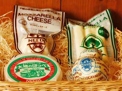 【ワインに良く合う深いコクとミルクの風味】ナチュラルチーズ4点セット【北海道十勝のチーズ工房NEEDS】