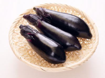 茄子〈ナス〉1ケース、54~72本前後、5Kg前後 茄子〈ナス〉1ケース、54~72本前後、5Kg前後