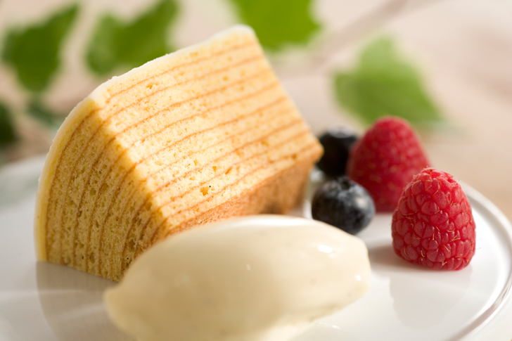 パティスリーキハチ引き菓子ブライダル引菓子引き菓子おしゃれかわいい引き出物内祝い結婚内祝い出産内祝いお返し内祝いおしゃれ焼き菓子洋菓子キハチバームクーヘンS