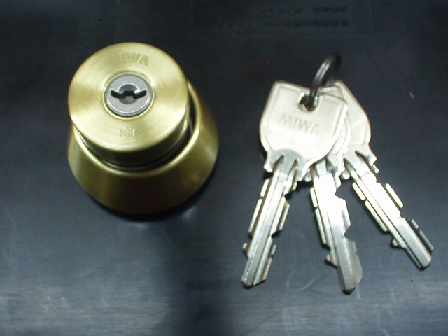 U9LA,DA取替用シリンダーGD色(金色)(MCY-111MCY111)