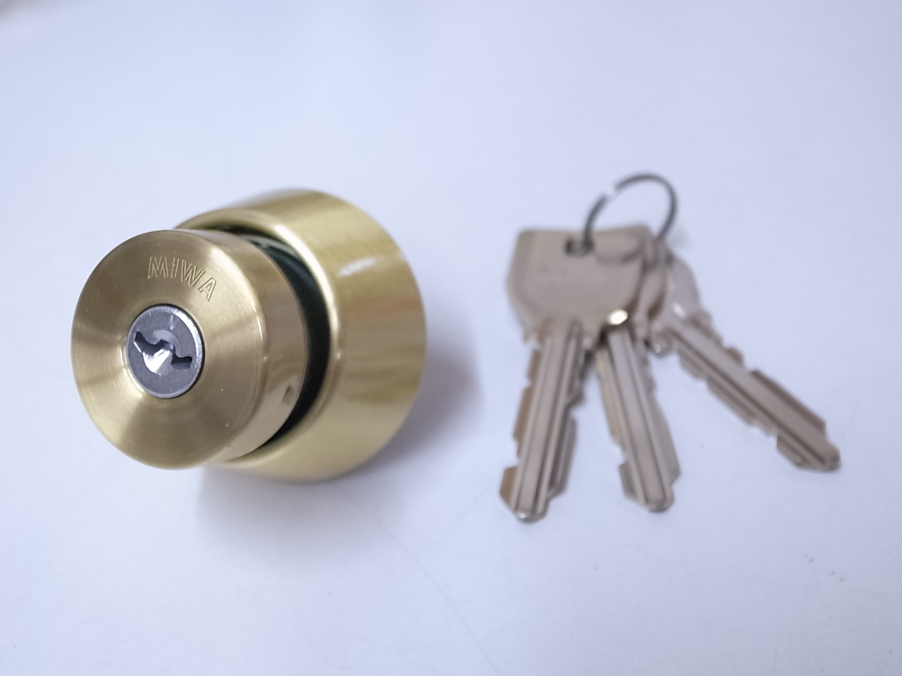 U9DA取替用シリンダーBS色(金色)(MCY-194MCY194)