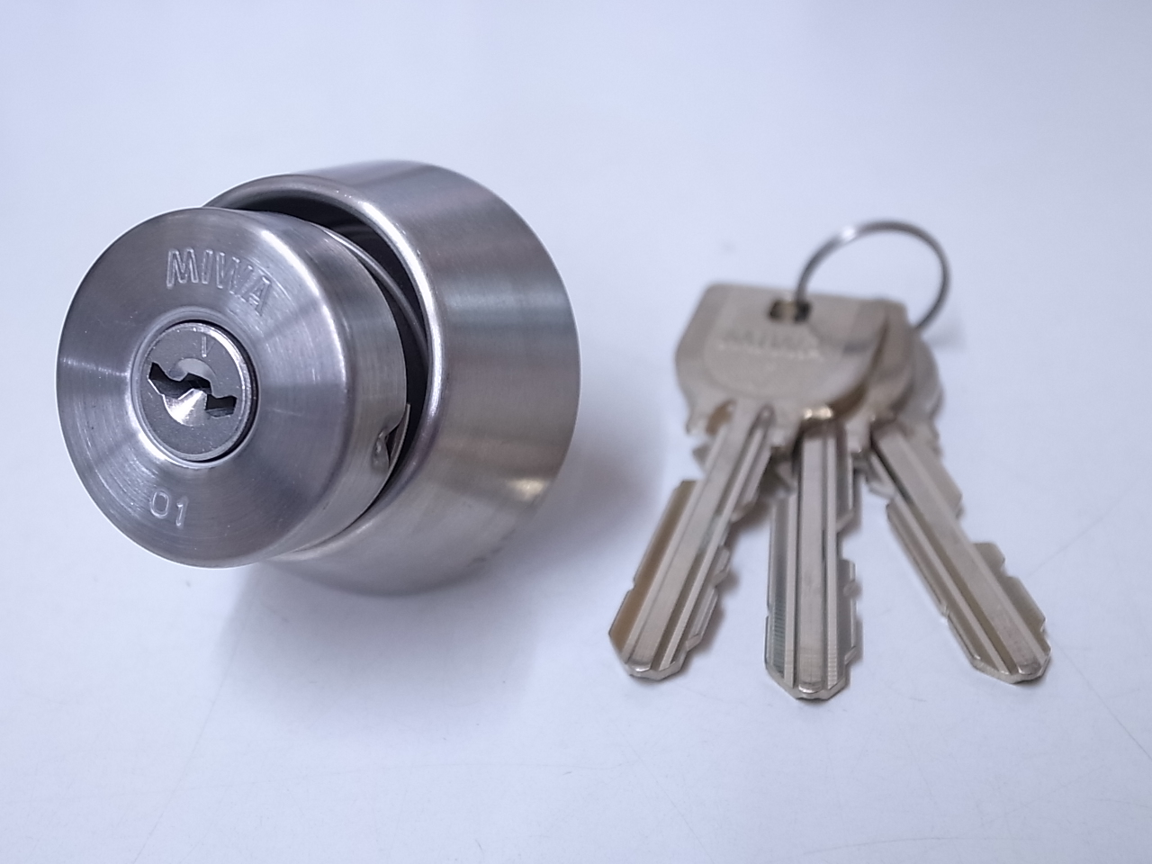 U9DA取替用シリンダーシルバー色(MCY-191MCY191)