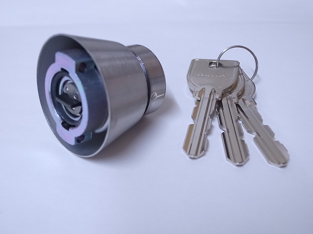 U9LA,DA取替用シリンダーシルバー色(扉厚30ミリ用)