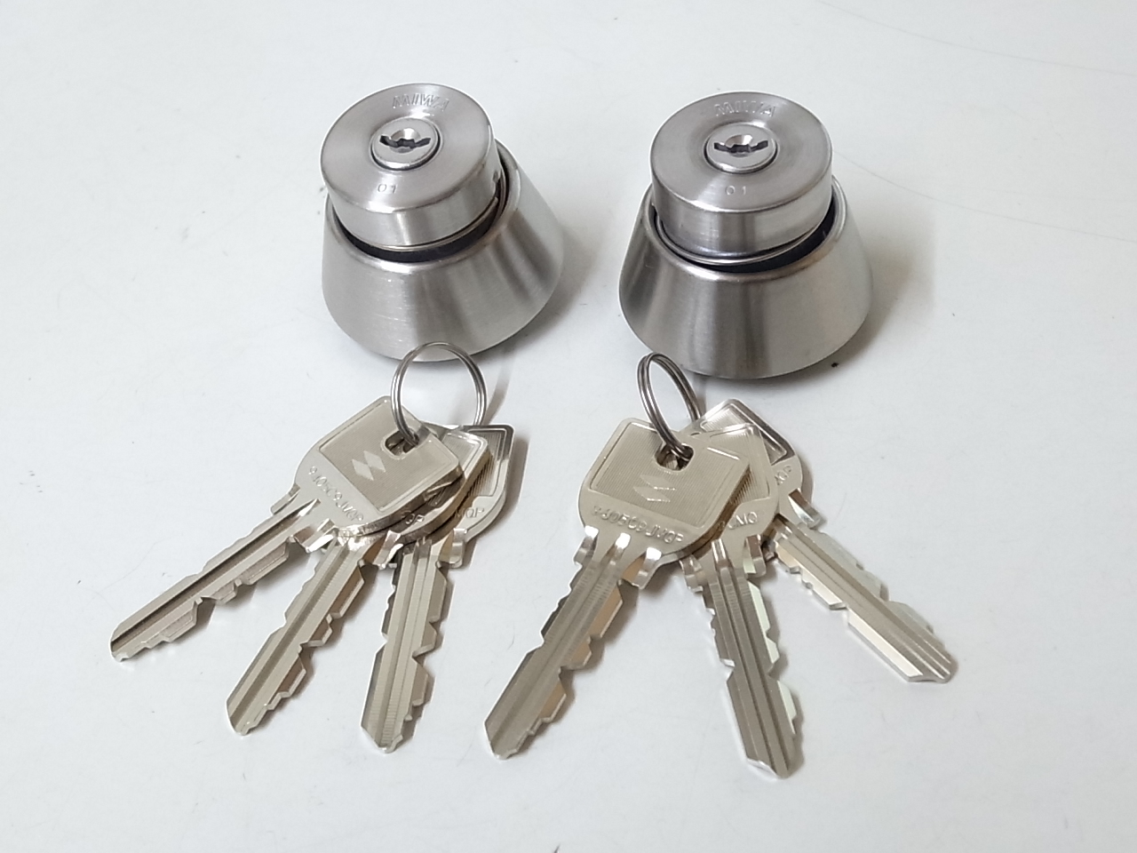 U9LA,DAとDZ.BH,LD取替用シリンダーシルバー色2個同一キーセット