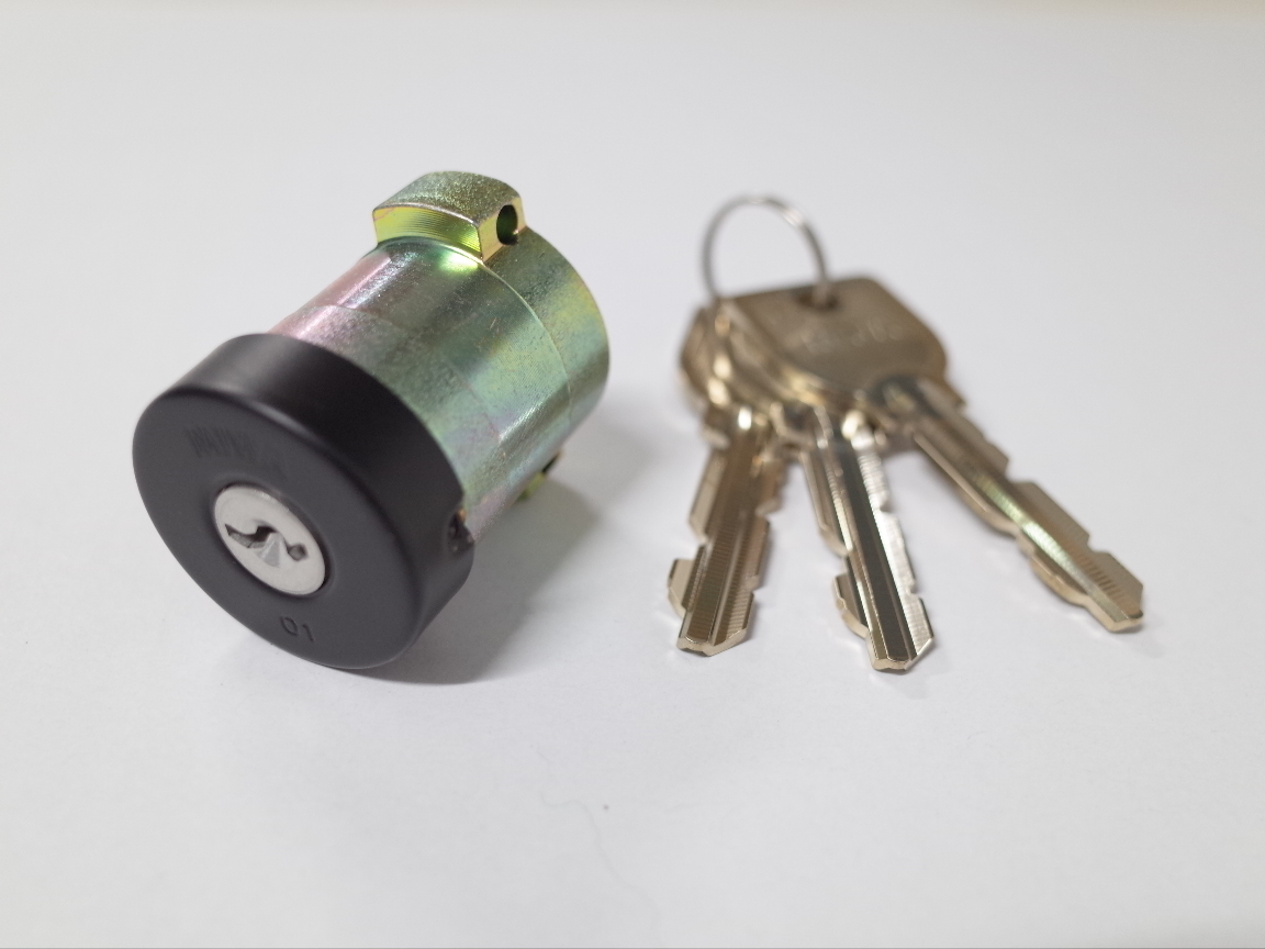 U9LA,DA取替用シリンダー(1個)シルバー色(MCY-109MCY109)