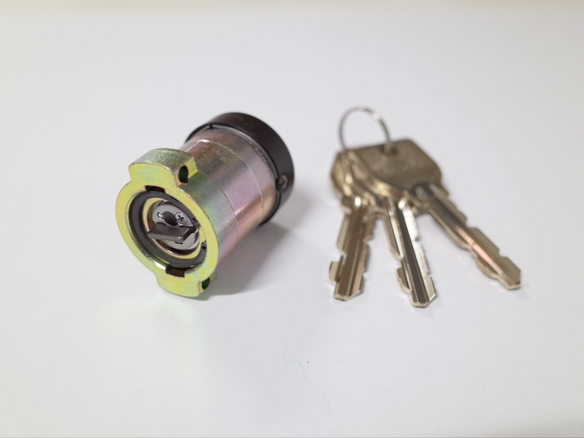 U9LA,DA取替用シリンダー(1個)シルバー色(MCY-109MCY109)