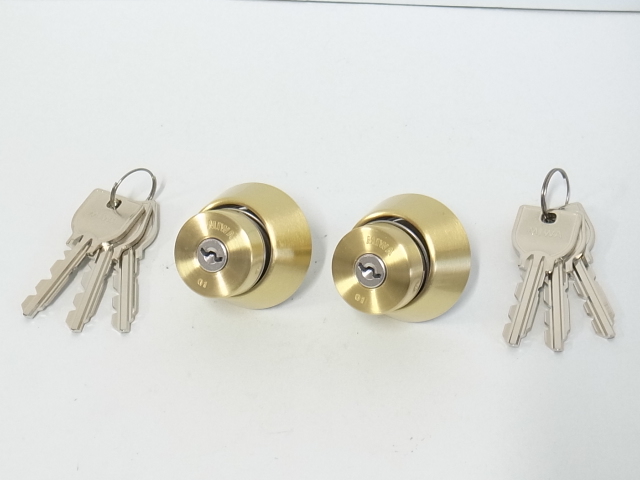 U9LA,DA取替用シリンダーゴールド色2個同一