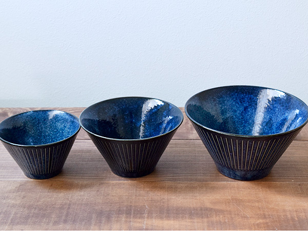 和食器台形マルチボウルセット彫十草ボウル/丼ぶり/丼/どんぶり/ラーメン鉢/うどん鉢/うどん丼ぶり/麺鉢/丼物/盛り鉢/煮物鉢/サラダボウル/大鉢/カフェ食器/カフェ風/モダン/シック/おしゃれ